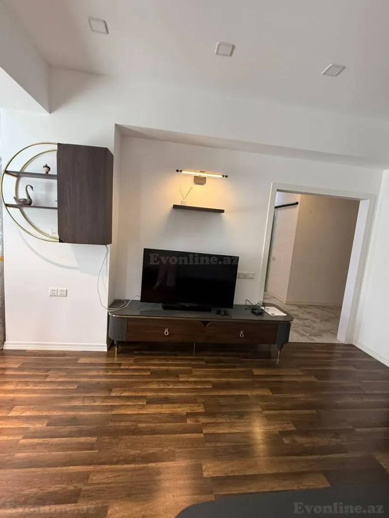 Kirayə verilir 3 otaqlı Mənzil Yeni tikili 100 m² Xətai r. - şəkil 4