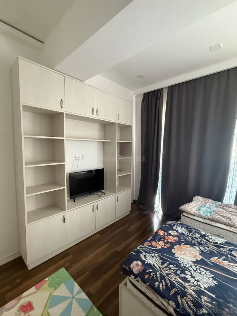 Kirayə verilir 3 otaqlı Mənzil Yeni tikili 100 m² Xətai r. - şəkil 10