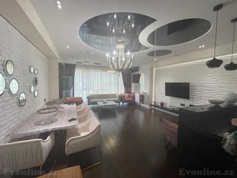 3 otaqlı Mənzil 137 m² Xətai r. Kirayə verilir