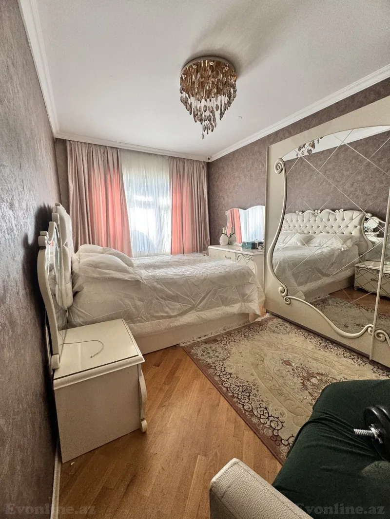 Satılır 4 otaqlı Mənzil Köhnə tikili 100 m² Xalqlar Dostluğu m. - şəkil 4