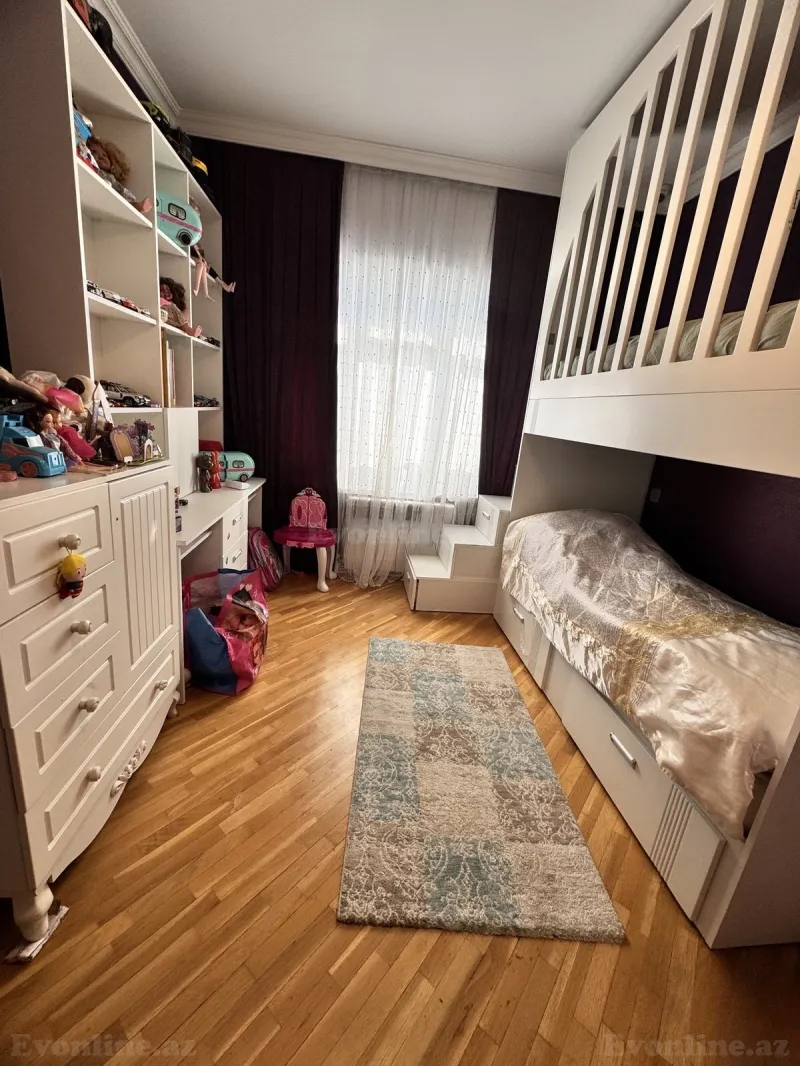 Satılır 4 otaqlı Mənzil Köhnə tikili 100 m² Xalqlar Dostluğu m. - şəkil 6