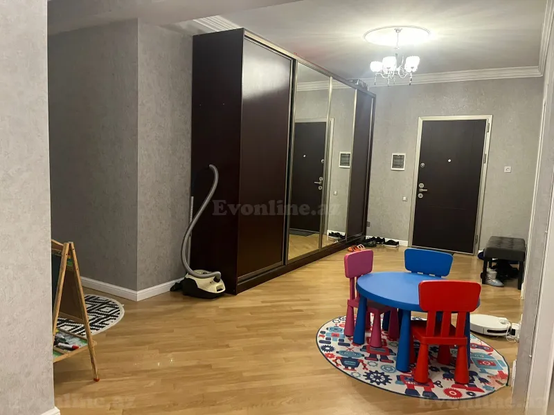 Satılır 3 otaqlı Mənzil Yeni tikili 150 m² Xətai r. - şəkil 8