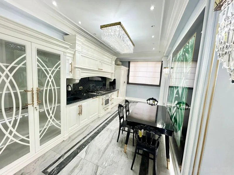 Kirayə verilir 4 otaqlı Mənzil Yeni tikili 180 m² 28 May m. - şəkil 3