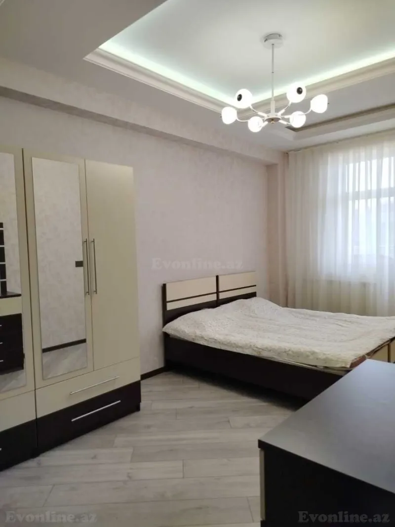 Kirayə verilir 3 otaqlı Mənzil Yeni tikili 90 m² İnşaatçılar m. - şəkil 4