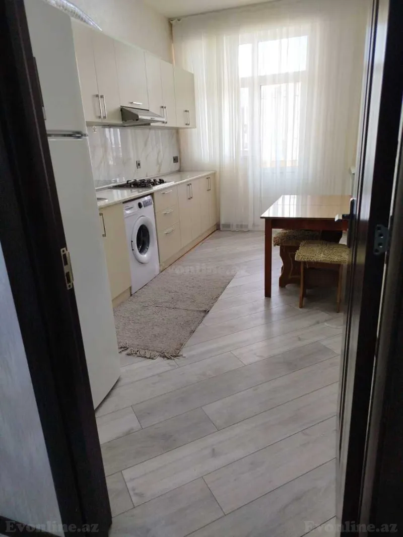 Kirayə verilir 3 otaqlı Mənzil Yeni tikili 90 m² İnşaatçılar m. - şəkil 6