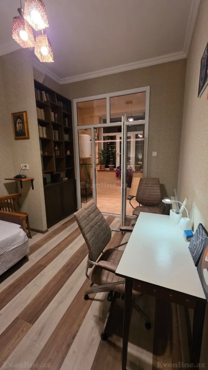 Kirayə verilir 3 otaqlı Mənzil Köhnə tikili 63 m² Əhmədli m. - şəkil 7
