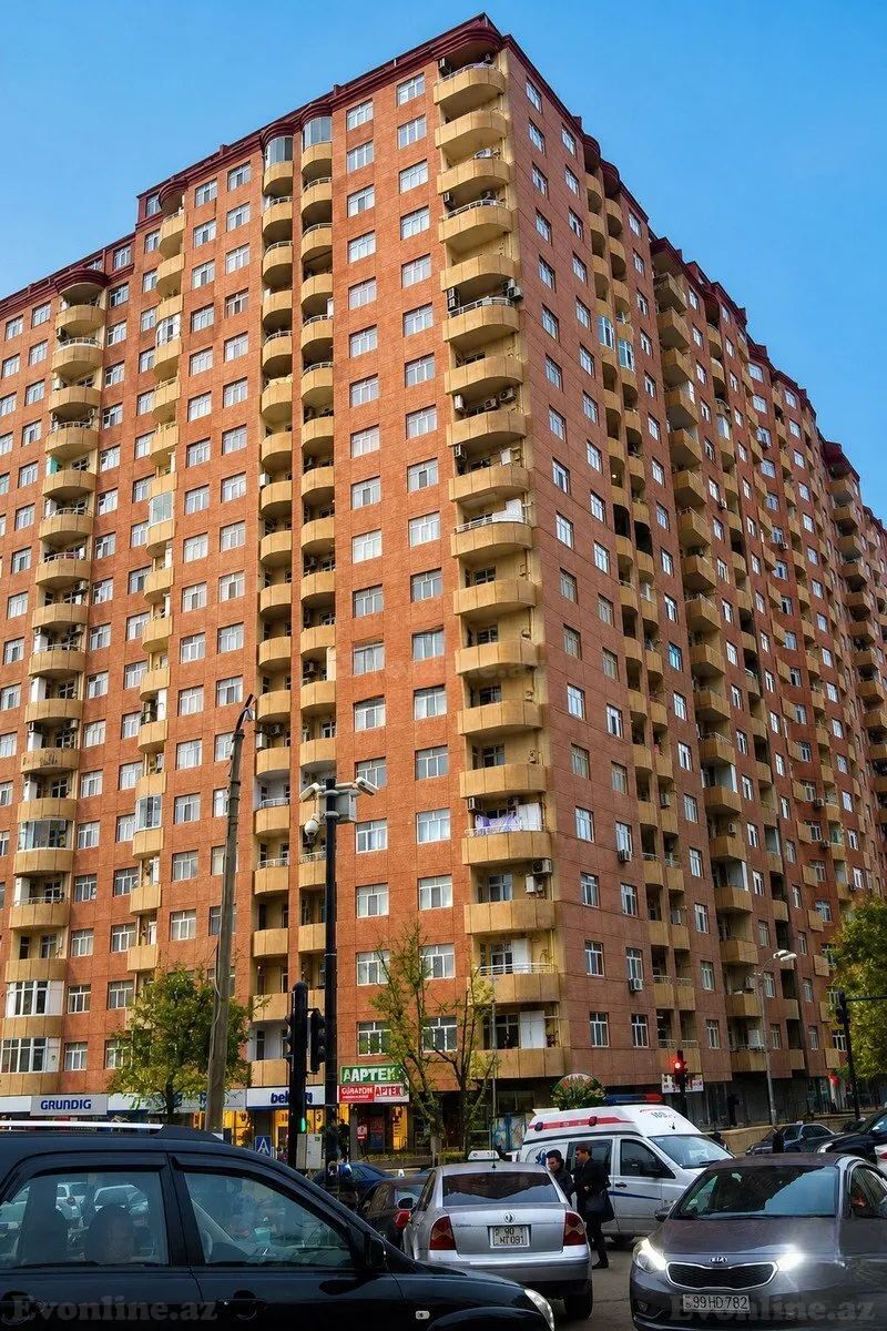 Kirayə verilir 3 otaqlı Mənzil Yeni tikili 120 m² İnşaatçılar m.