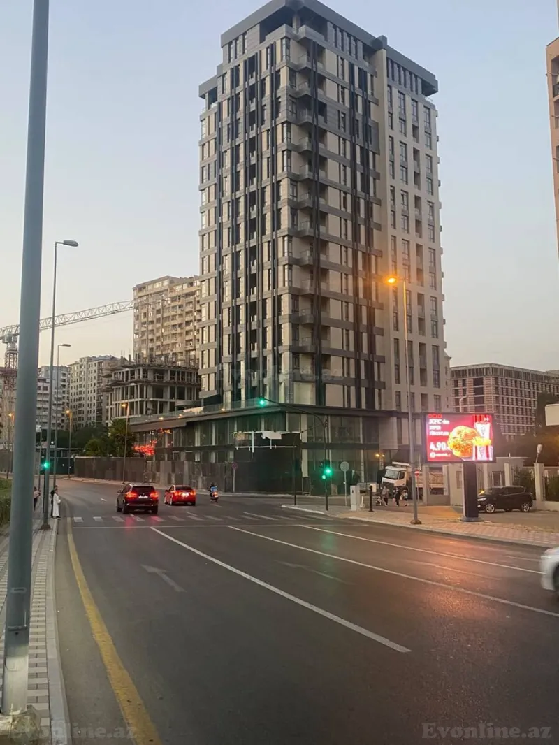 Satılır 4 otaqlı Mənzil Yeni tikili 220 m² Nizami m.
