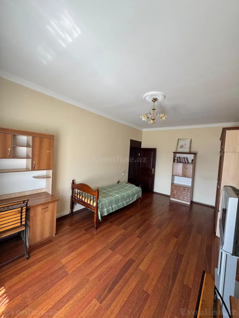 Kirayə verilir 6 otaqlı Həyət evi 300 m² Novxanı - şəkil 17