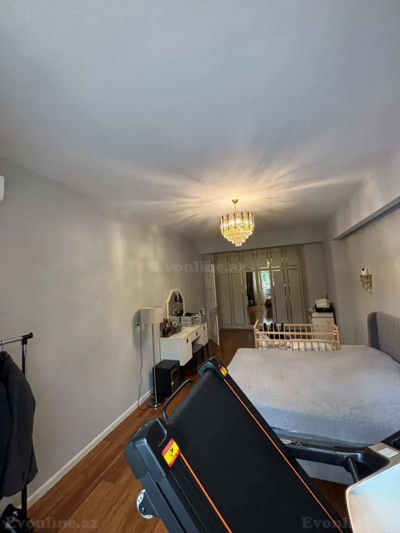 Satılır 3 otaqlı Mənzil Yeni tikili 130 m² Elmlər Akademiyası m. - şəkil 6