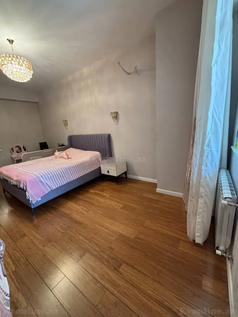 Satılır 3 otaqlı Mənzil Yeni tikili 130 m² Elmlər Akademiyası m. - şəkil 8