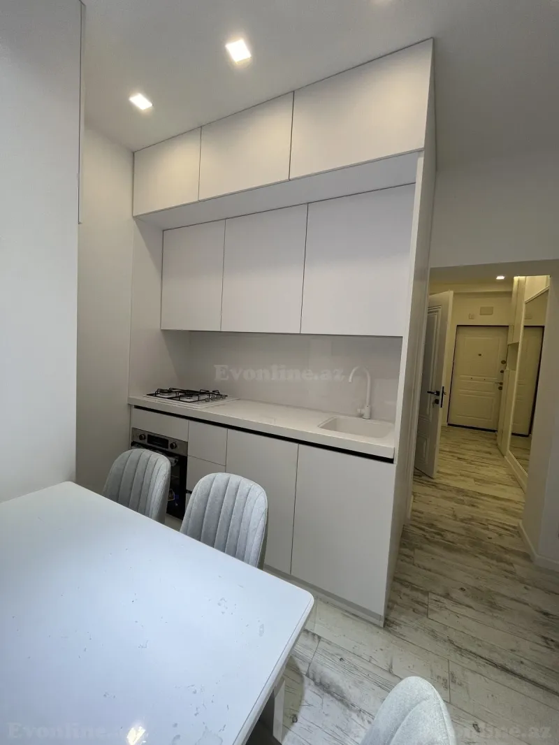 Kirayə verilir 3 otaqlı Mənzil Yeni tikili 70 m² Nərimanov r. - şəkil 14