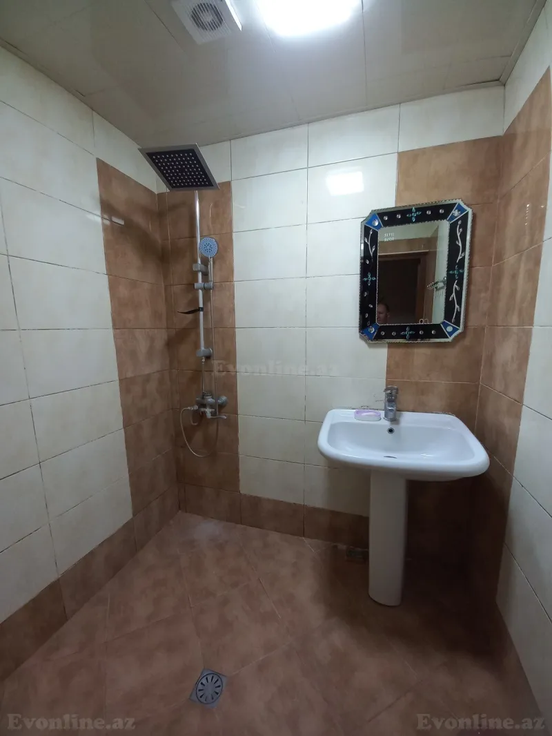 Kirayə verilir 3 otaqlı Mənzil Köhnə tikili 80 m² Neftçilər m. - şəkil 15