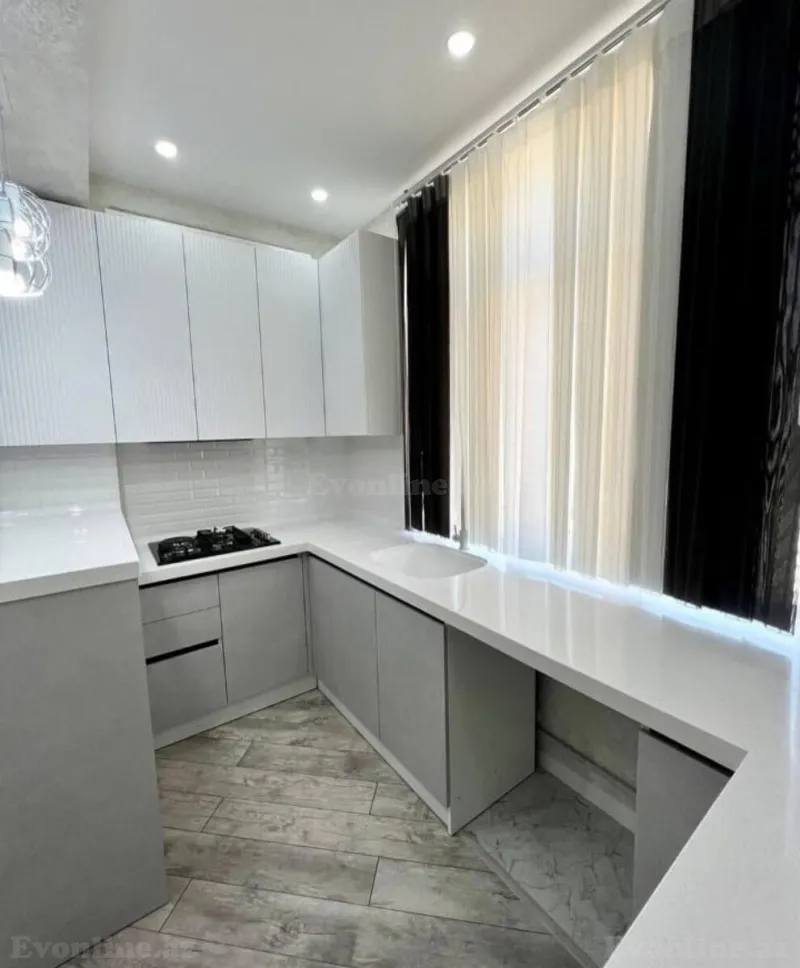Satılır 2 otaqlı Mənzil Köhnə tikili 52 m² Memar Əcəmi m. - şəkil 3
