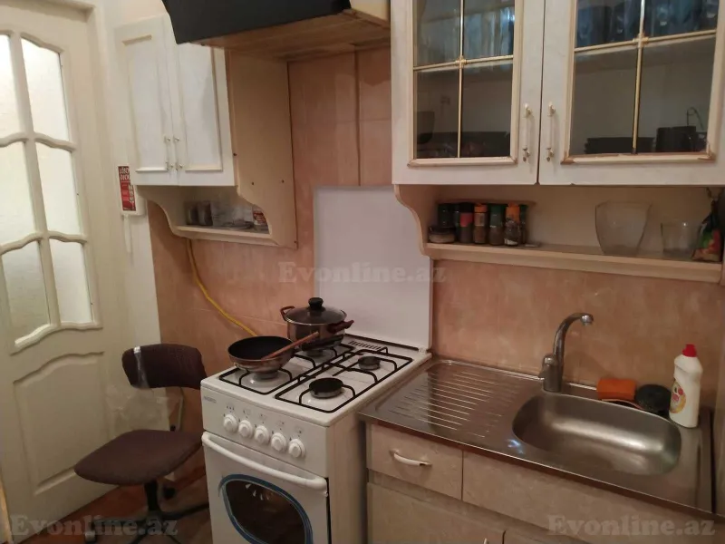2 otaqlı Mənzil 60 m² 28 May m. Satılır