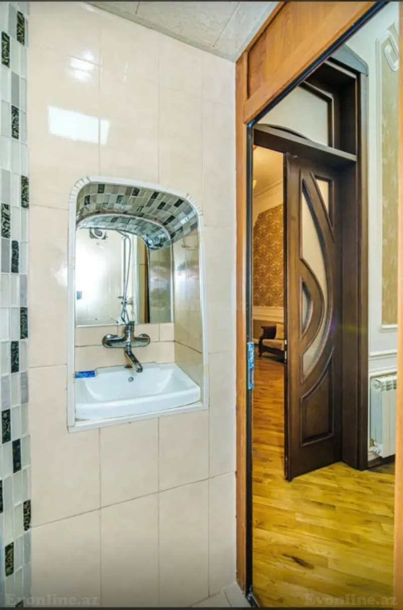 Kirayə verilir 4 otaqlı Mənzil Yeni tikili 120 m² Sahil m. - şəkil 16