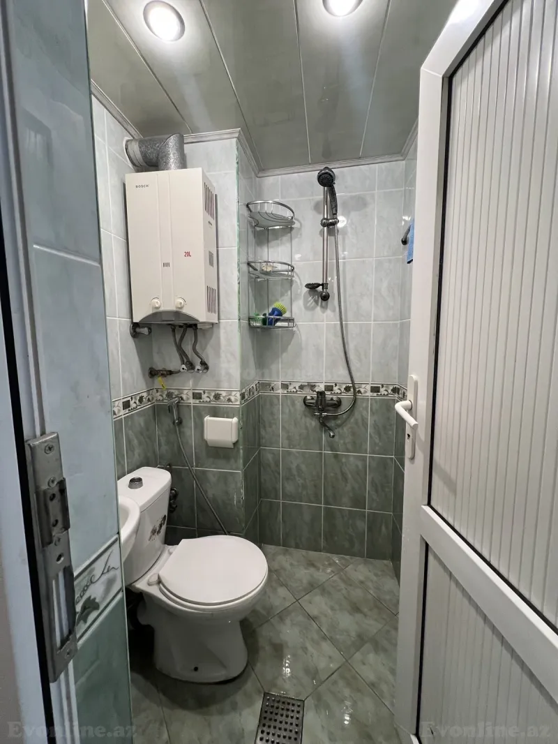 Kirayə verilir 2 otaqlı Mənzil Köhnə tikili 40 m² Səbail r. - şəkil 12