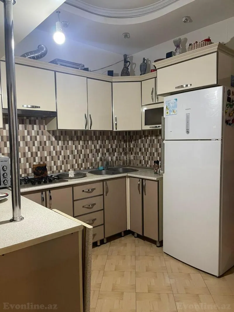 Kirayə verilir 3 otaqlı Mənzil Yeni tikili 82 m² Memar Əcəmi m. - şəkil 9