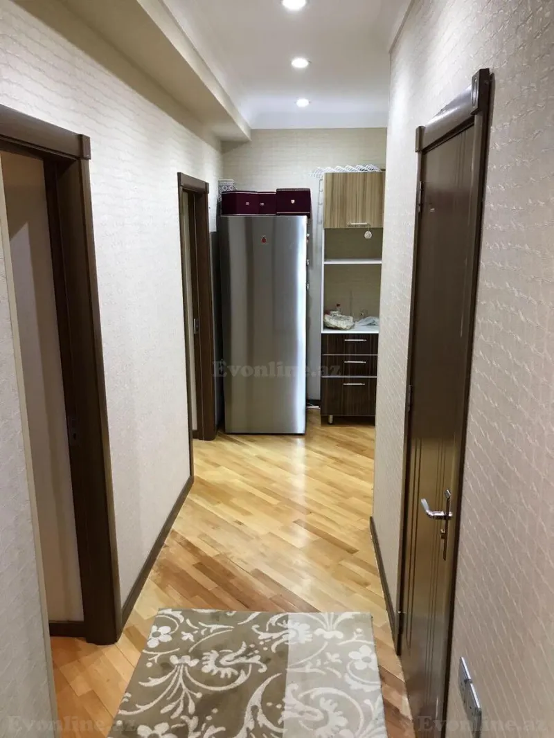 Kirayə verilir 3 otaqlı Mənzil Yeni tikili 110 m² İnşaatçılar m. - şəkil 6