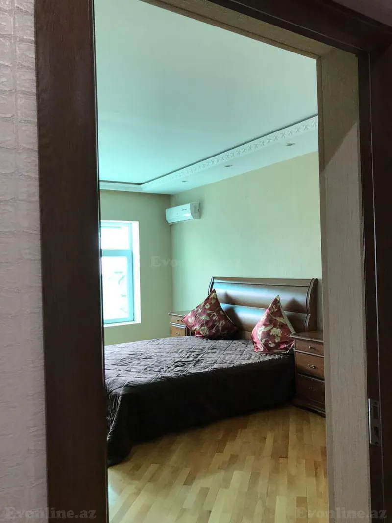 Kirayə verilir 3 otaqlı Mənzil Yeni tikili 110 m² İnşaatçılar m. - şəkil 10