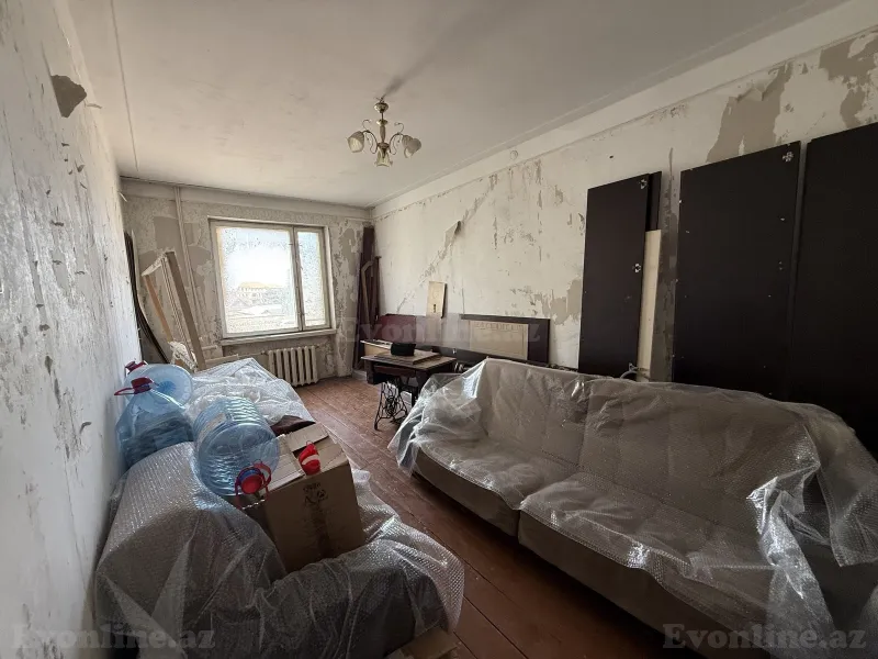 Satılır 3 otaqlı Mənzil Köhnə tikili 85 m² Xalqlar Dostluğu m.