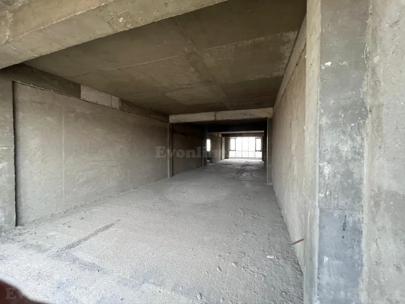 Satılır 6 otaqlı Mənzil Yeni tikili 324 m² H.Əliyev pr. - şəkil 21