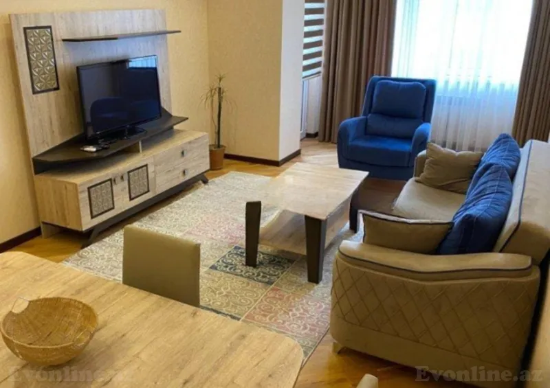 2 otaqlı Mənzil 60 m² 28 May m. Kirayə verilir