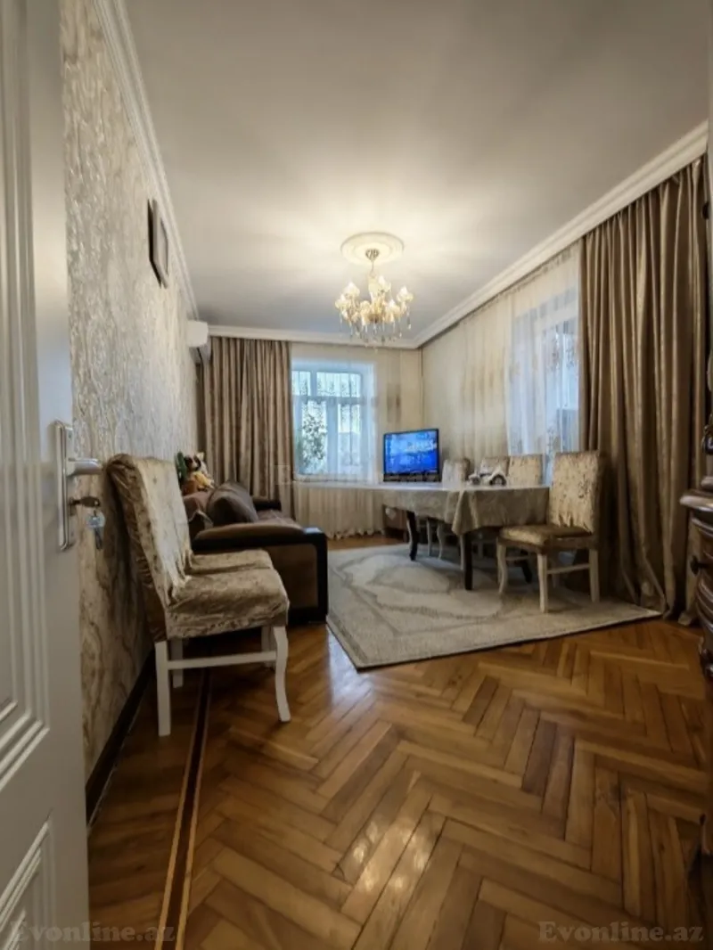3 otaqlı Mənzil 60 m² Əhmədli m. Satılır