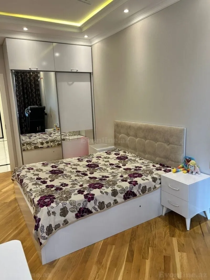 Satılır 4 otaqlı Mənzil Yeni tikili 136 m² Əhmədli m. - şəkil 4
