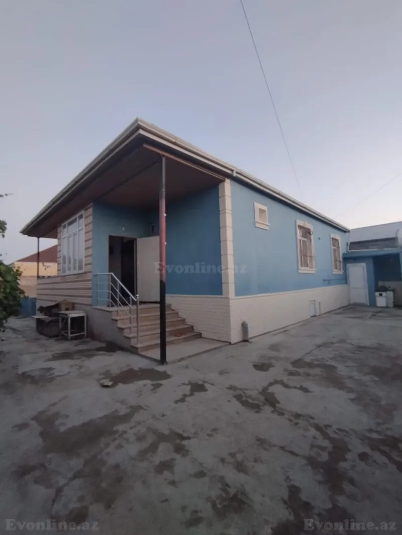 3 otaqlı Həyət evi 120 m² Məhəmmədi Satılır
