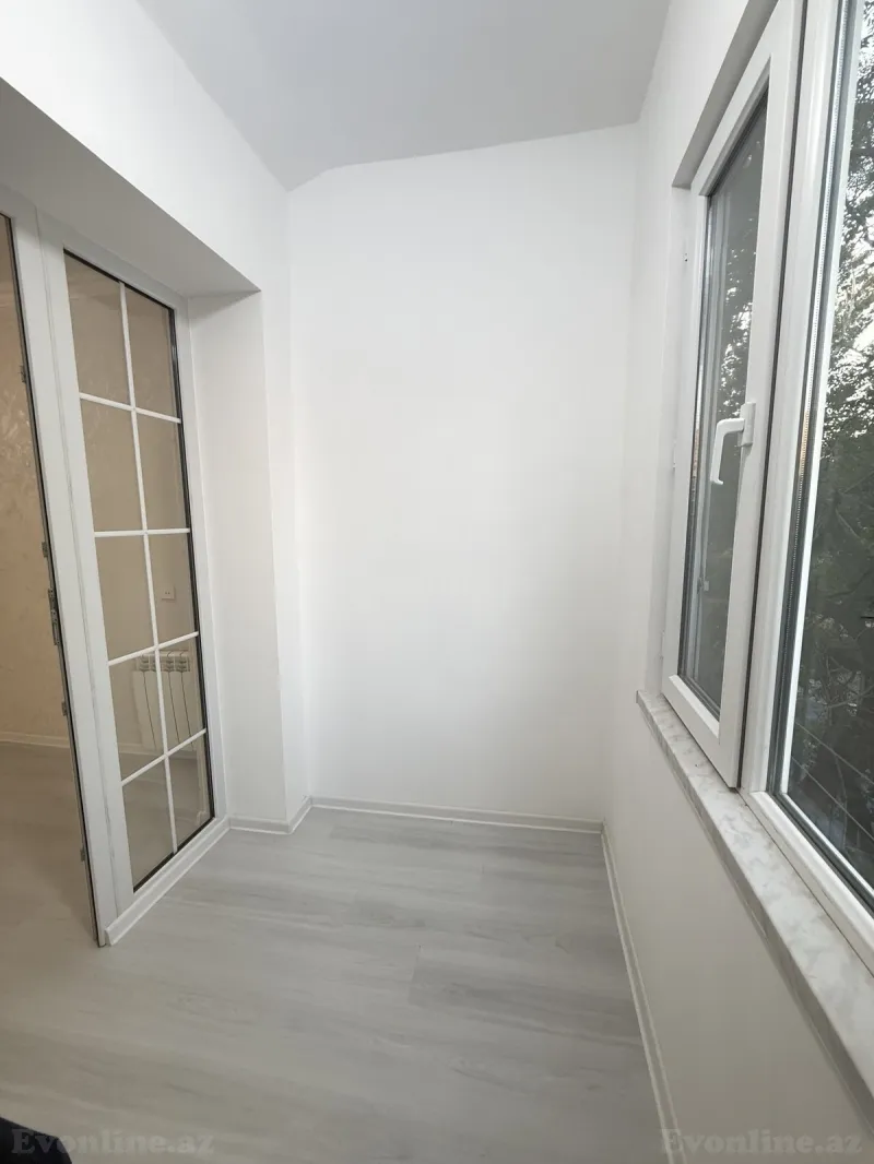 2 otaqlı Mənzil 40 m² Neftçilər m. Satılır