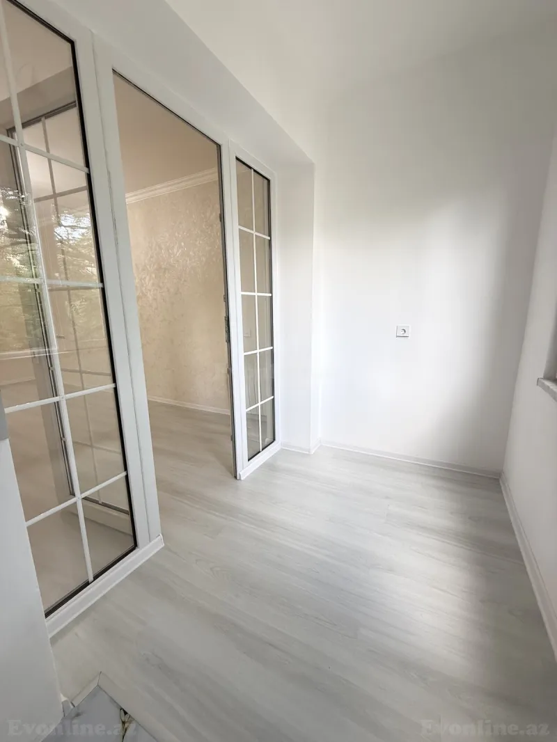 Satılır 2 otaqlı Mənzil Köhnə tikili 40 m² Neftçilər m. - şəkil 5