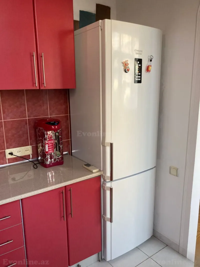 Satılır 3 otaqlı Mənzil Köhnə tikili 75 m² Nizami m. - şəkil 12