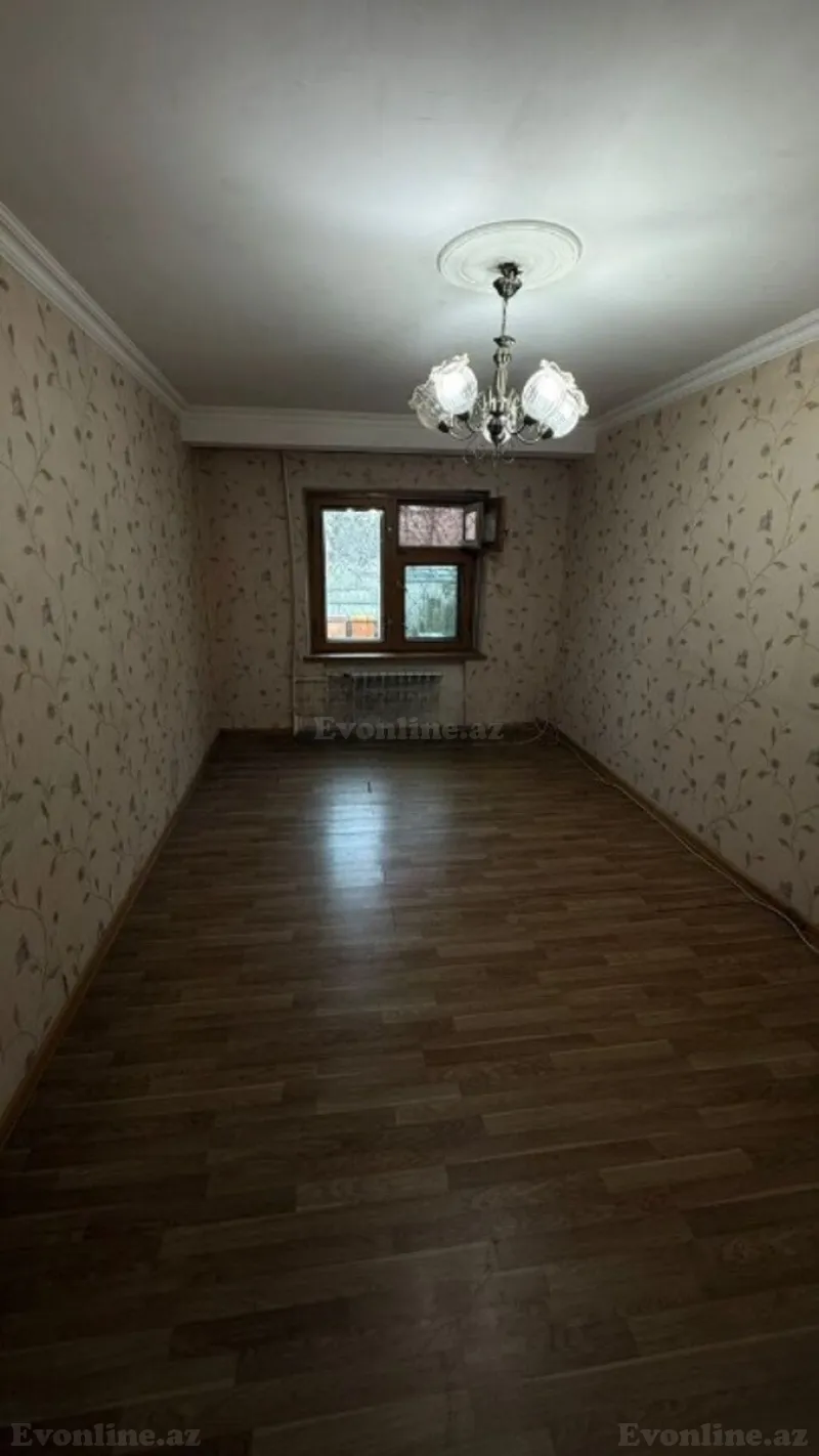 2 otaqlı Mənzil 60 m² Neftçilər m. Satılır