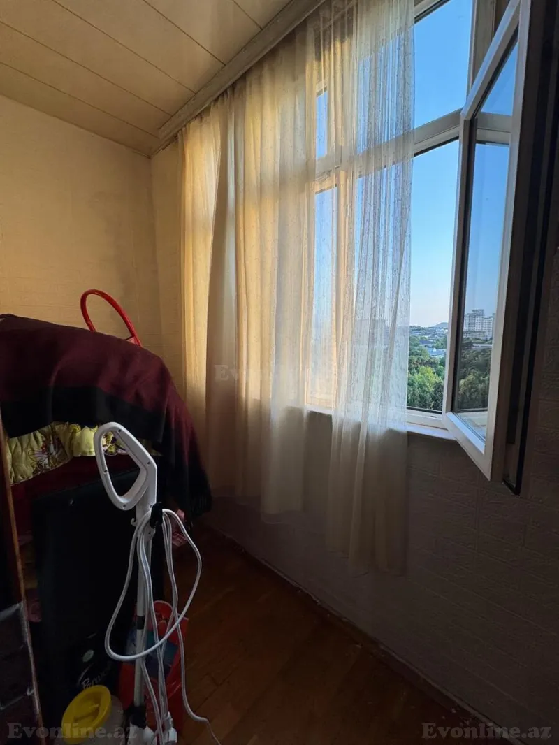 Satılır 2 otaqlı Mənzil Köhnə tikili 65 m² 20 Yanvar m. - şəkil 14