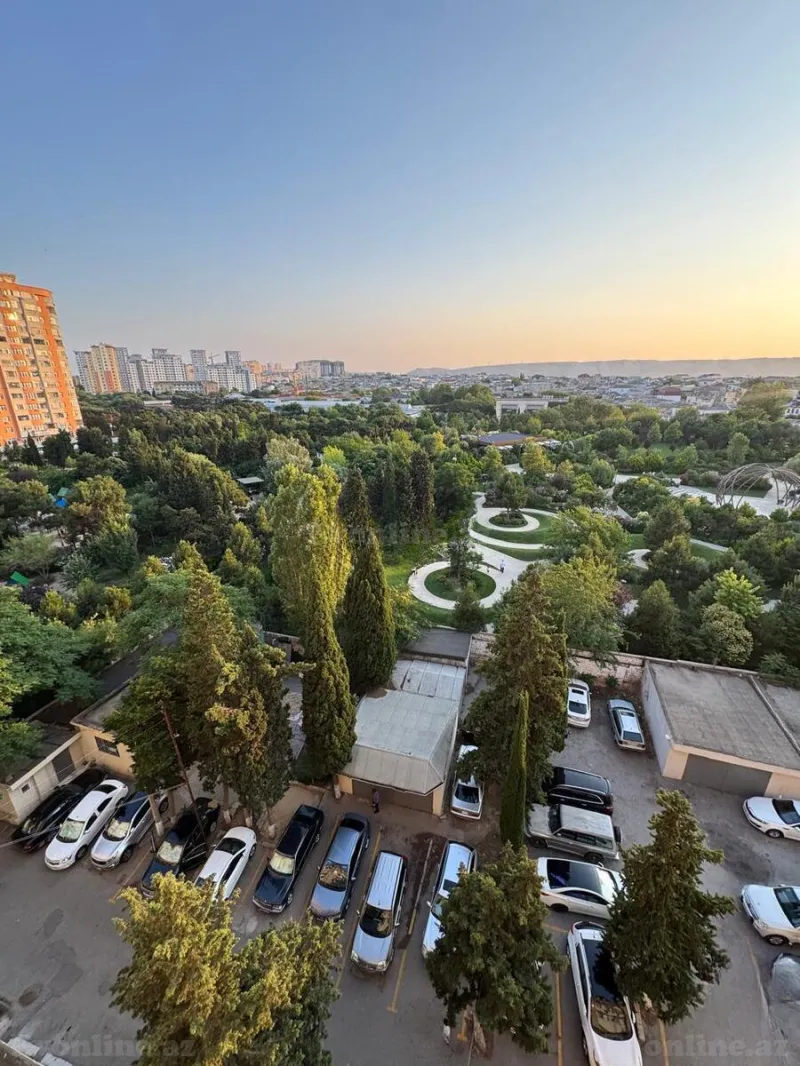Satılır 2 otaqlı Mənzil Köhnə tikili 65 m² 20 Yanvar m. - şəkil 15