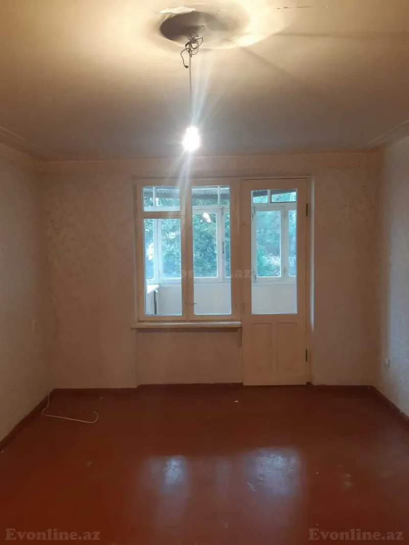 3 otaqlı Mənzil 70 m² Sumqayıt Satılır