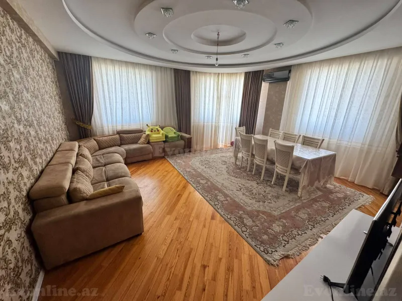 4 otaqlı Mənzil 160 m² Əhmədli m. Satılır