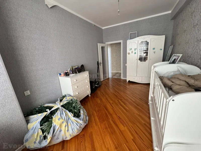 Satılır 4 otaqlı Mənzil Yeni tikili 160 m² Əhmədli m. - şəkil 5
