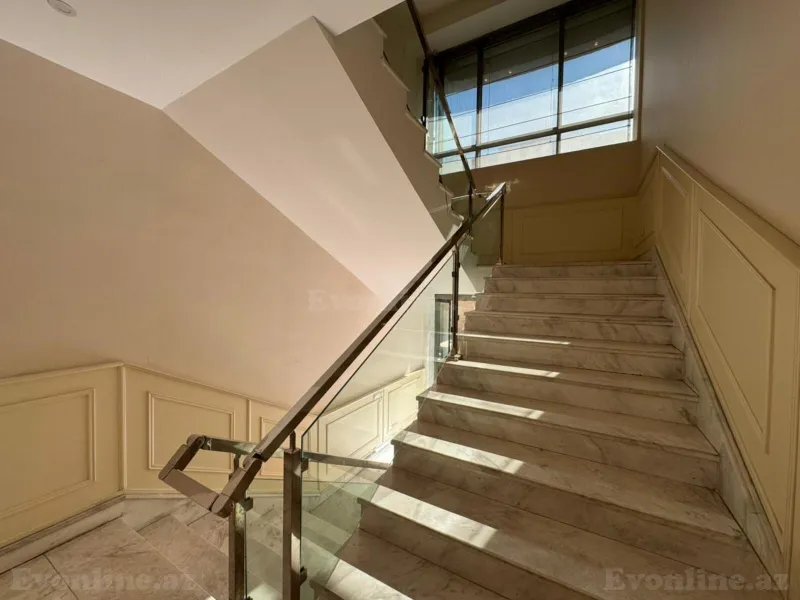 Kirayə verilir Ofis 275 m² Nəsimi r. - şəkil 4