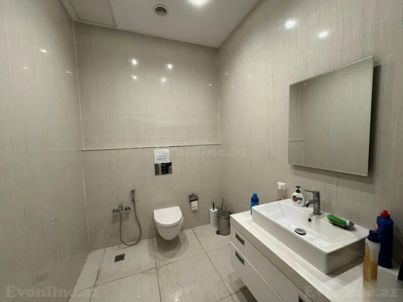 Kirayə verilir Ofis 275 m² Nəsimi r. - şəkil 17