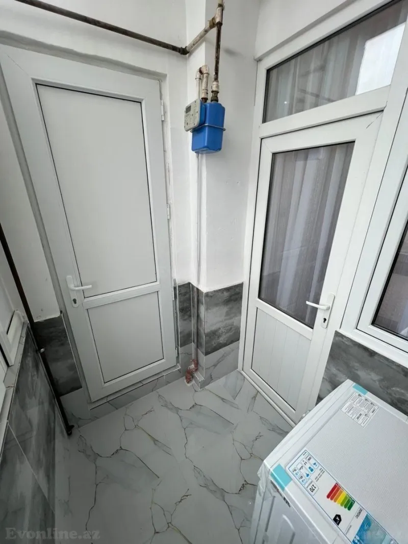 Satılır 2 otaqlı Mənzil Yeni tikili 58 m² 8 Noyabr m. - şəkil 12