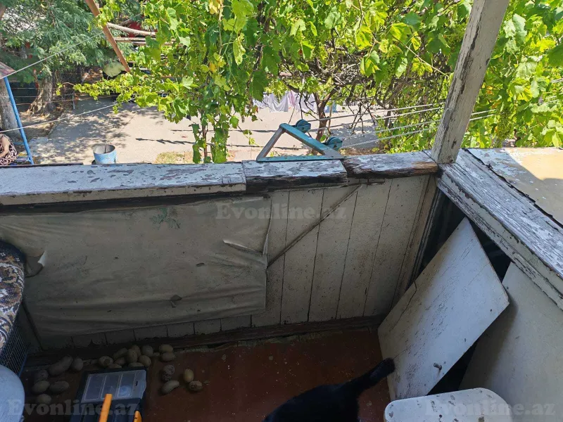 3 otaqlı Mənzil 60 m² Neftçilər m. Satılır