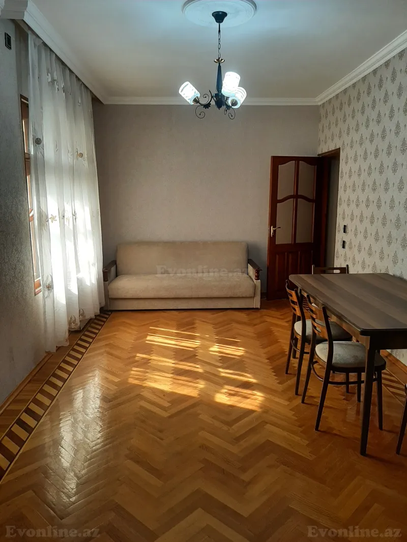 2 otaqlı Mənzil 78 m² 8-ci mikrorayon Kirayə verilir