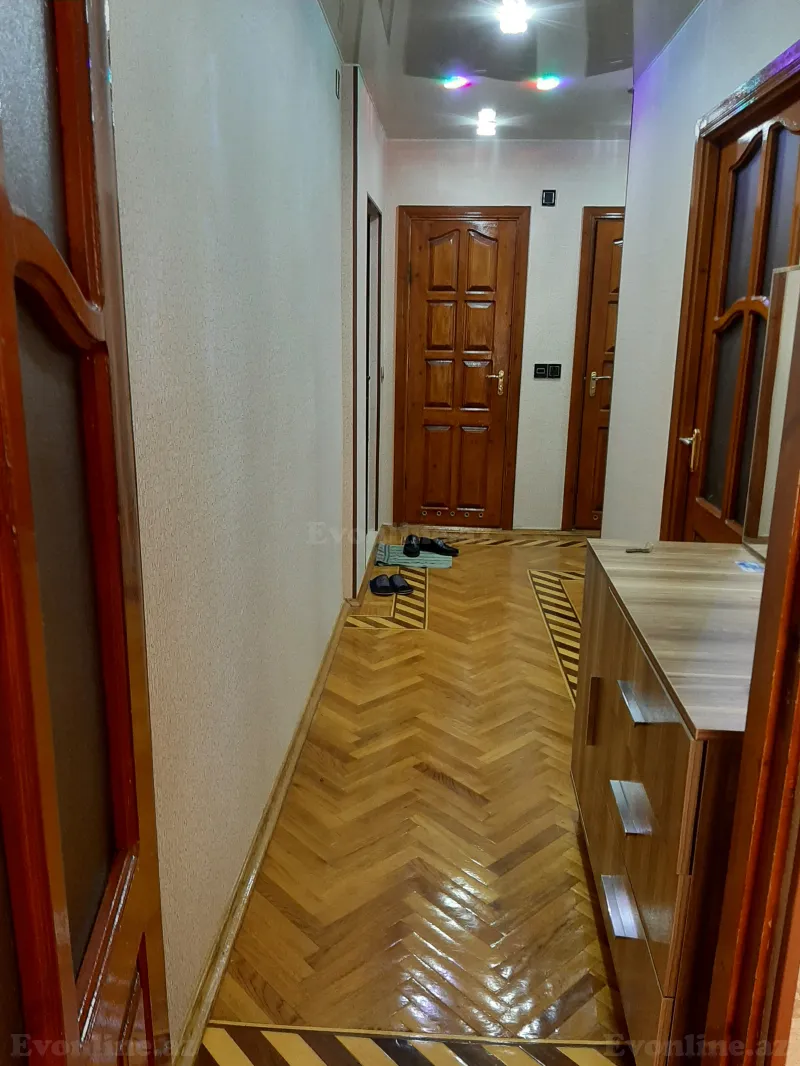Kirayə verilir 2 otaqlı Mənzil Köhnə tikili 78 m² 8-ci mikrorayon - şəkil 5