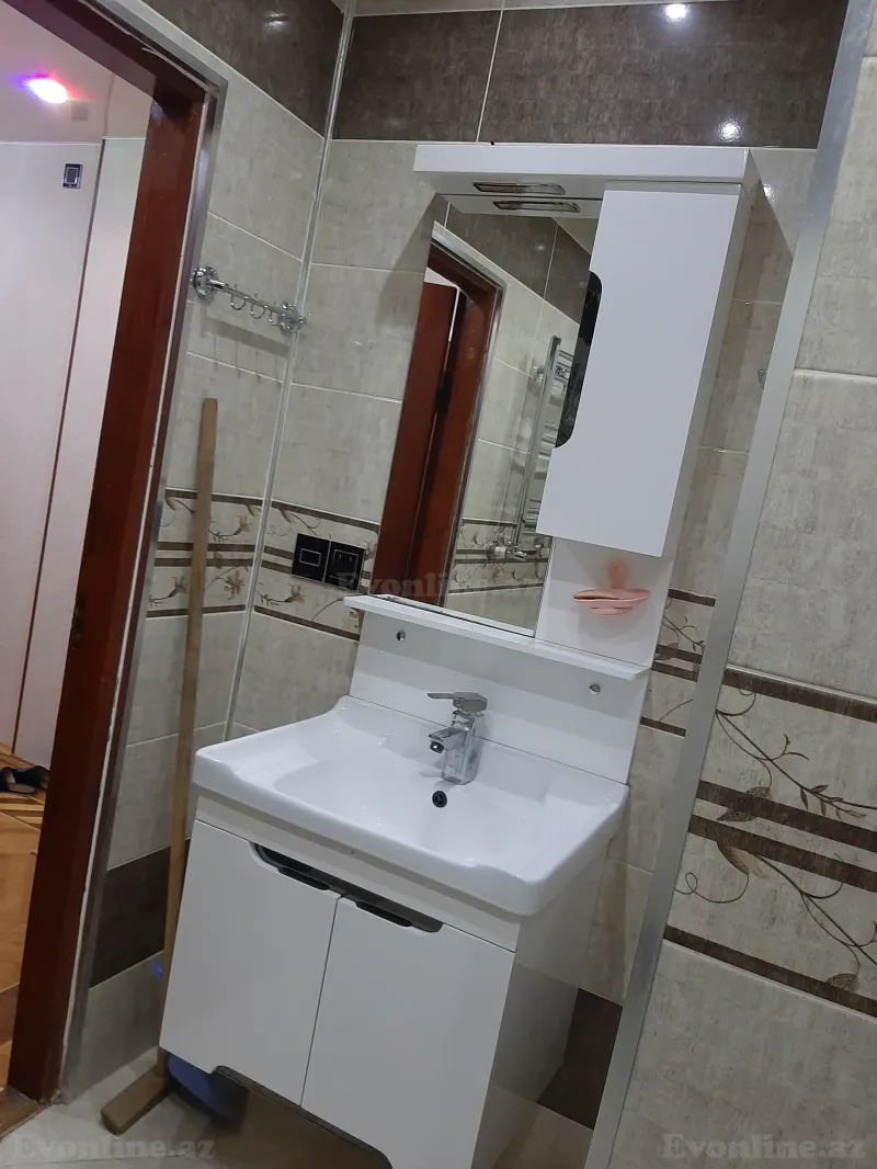 Kirayə verilir 2 otaqlı Mənzil Köhnə tikili 78 m² 8-ci mikrorayon - şəkil 17