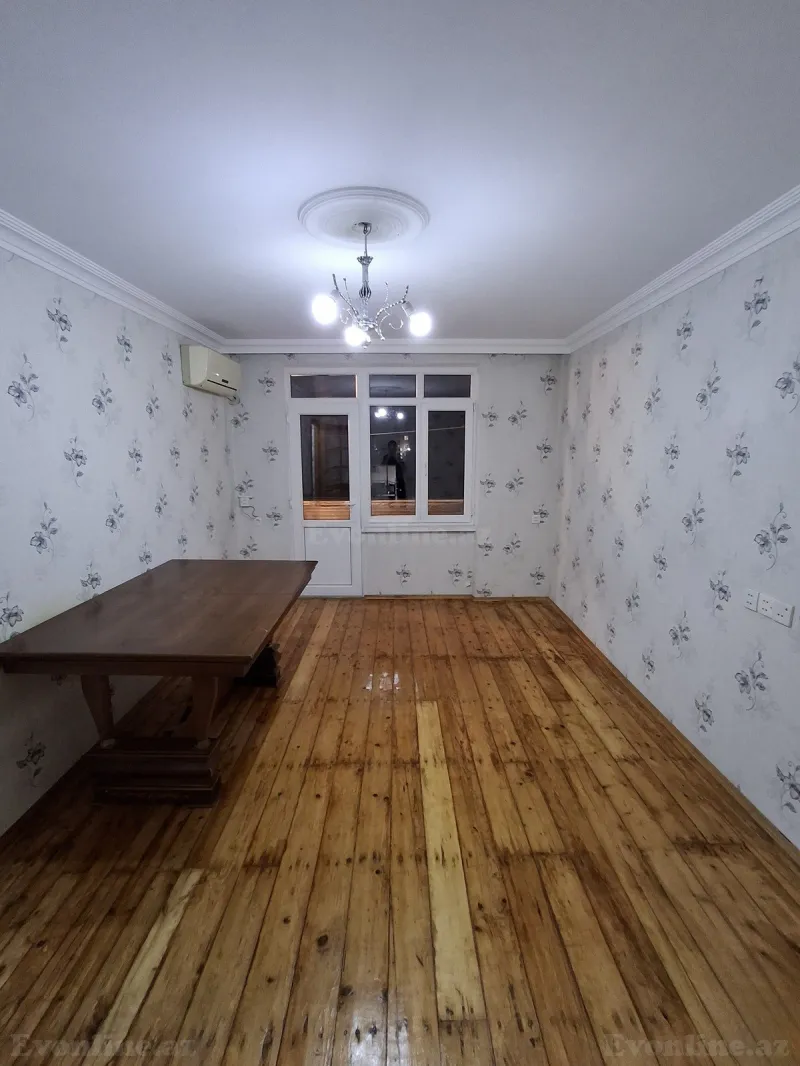 Satılır 1 otaqlı Mənzil Köhnə tikili 33 m² Sumqayıt
