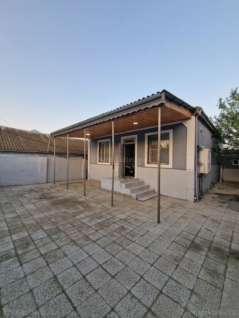 3 otaqlı Həyət evi 80 m² Balaxanı Satılır