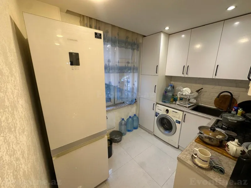Satılır 3 otaqlı Mənzil Köhnə tikili 65 m² İnşaatçılar m. - şəkil 6