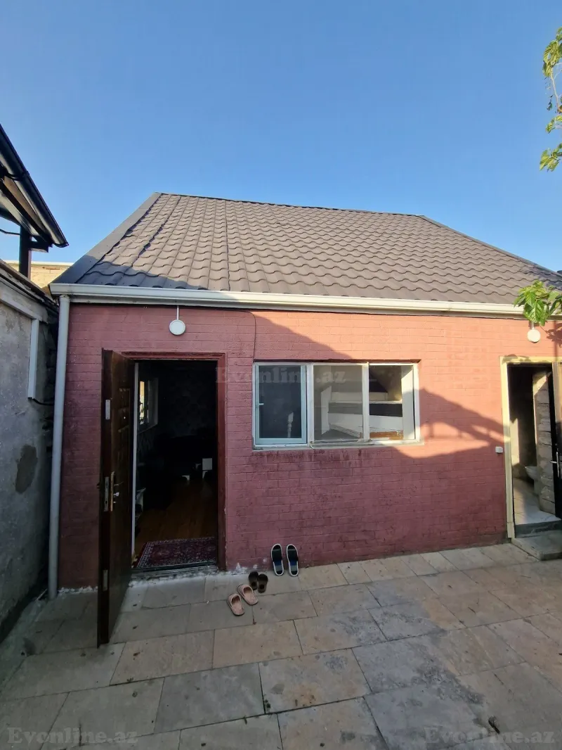 4 otaqlı Həyət evi 95 m² Balaxanı Satılır